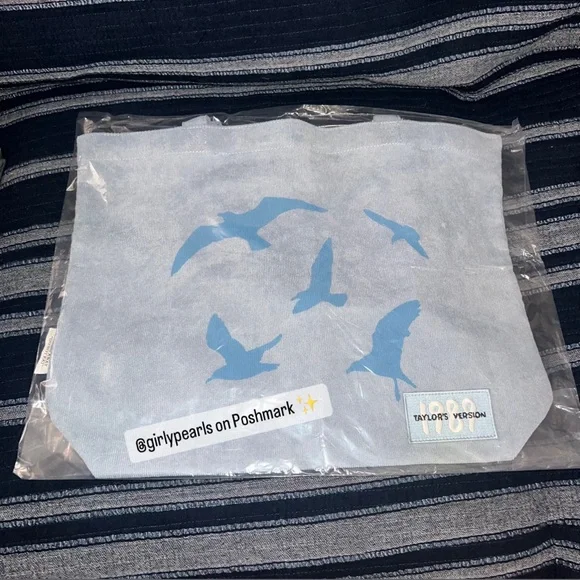 1989 (Taylor's Version) Corduroy Tote Bag Taylor Swift Tote Bag Official Merch - Picture 1 of 7